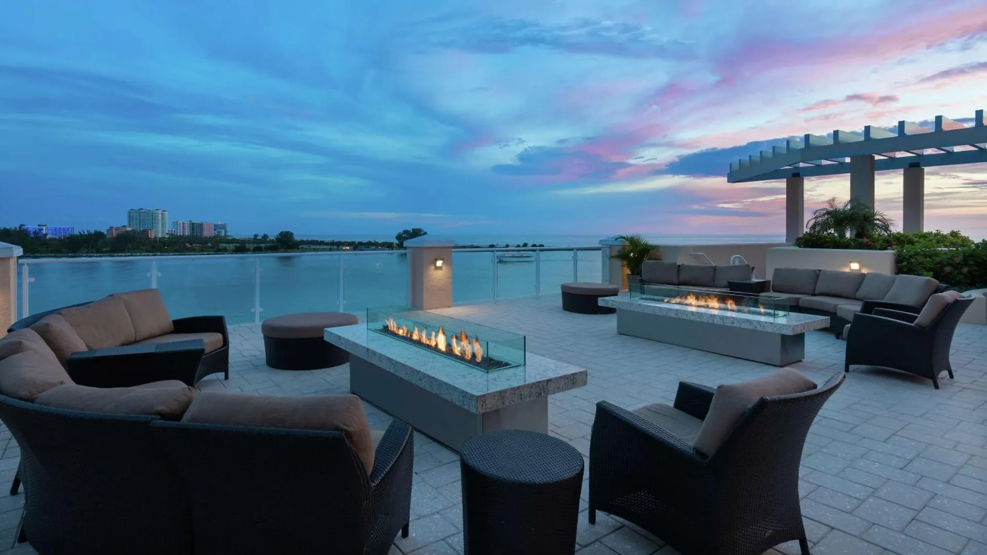 *** Otel Hampton Inn And Suites Clearwater Beach ABD