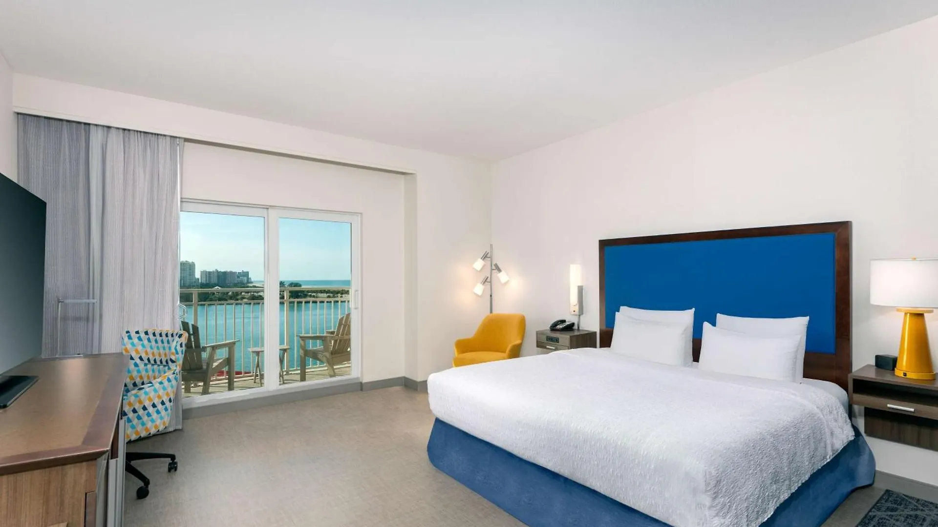 Hampton Inn And Suites Clearwater Beach Otel