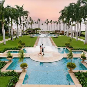 grand-wailea-a-waldorf-astoria-resort.hotelsinhawaii.org/