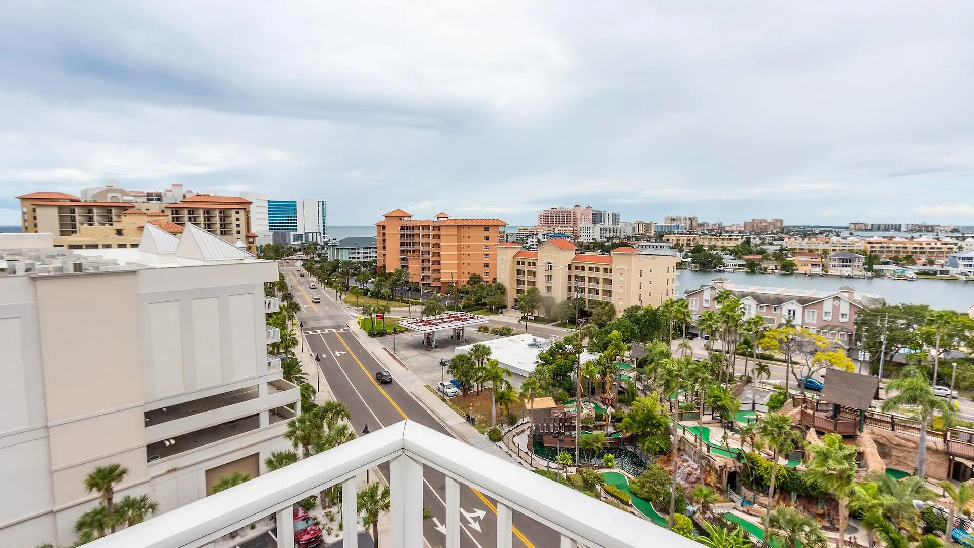 Hampton Inn And Suites Clearwater Beach 3*,