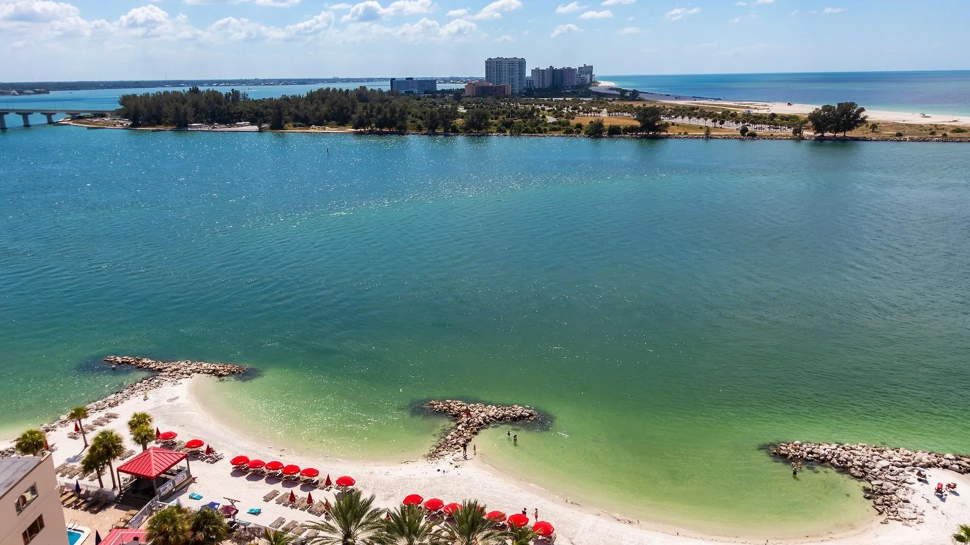 Hampton Inn And Suites Clearwater Beach Hotel