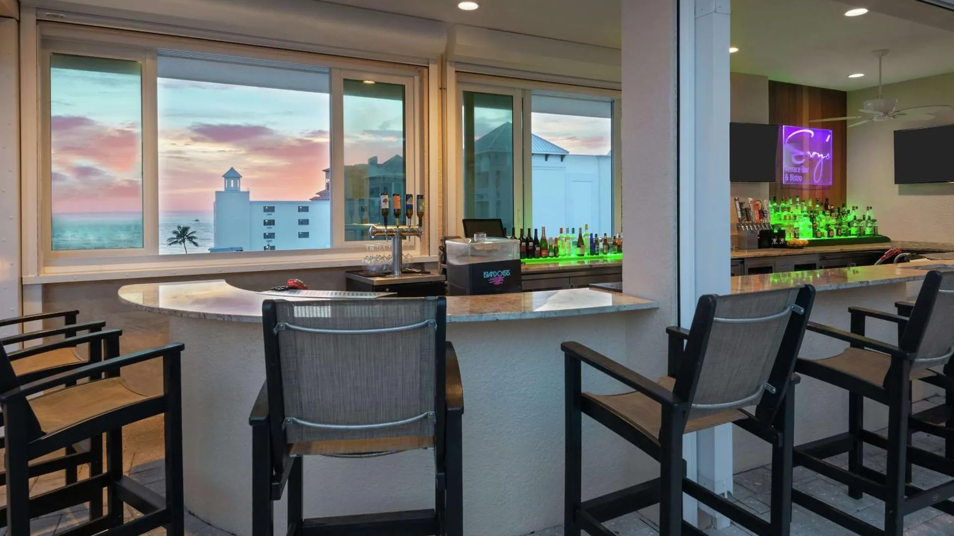 Hotel Hampton Inn And Suites Clearwater Beach