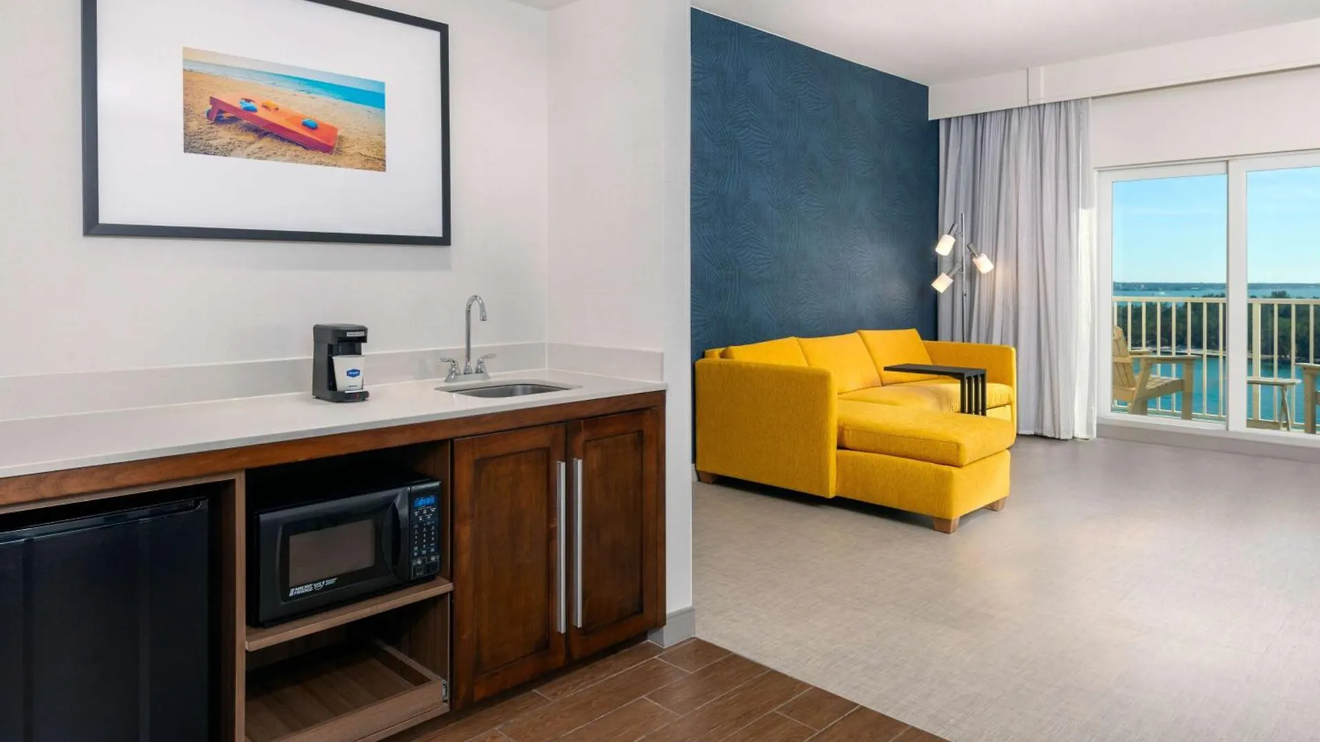 Hampton Inn And Suites Clearwater Beach Hotel
