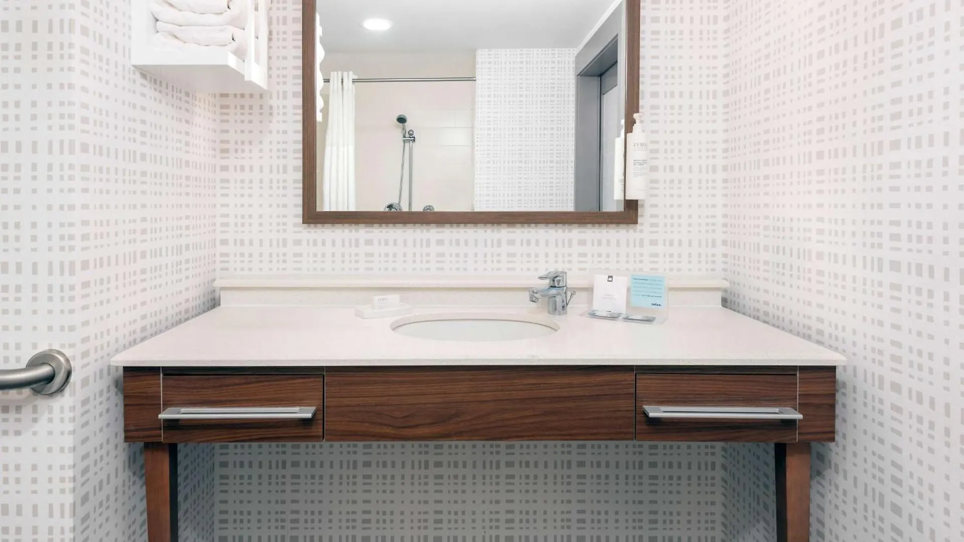 Hampton Inn And Suites Clearwater Beach Hotel